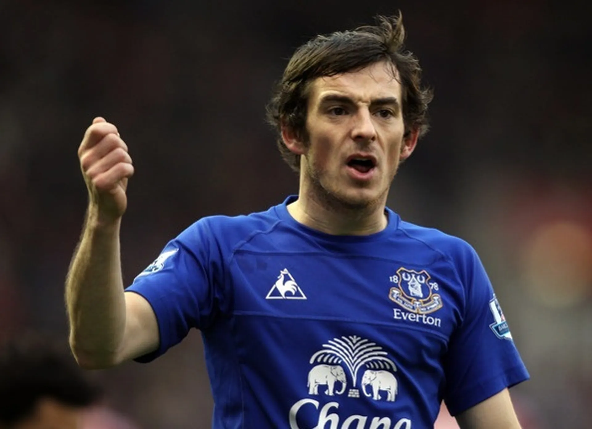 Капитал - «Эвертон» отклонил предложение «МЮ» о покупке Бейнса и Феллайни