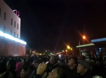 Открытие магазина в Актау закончилось давкой