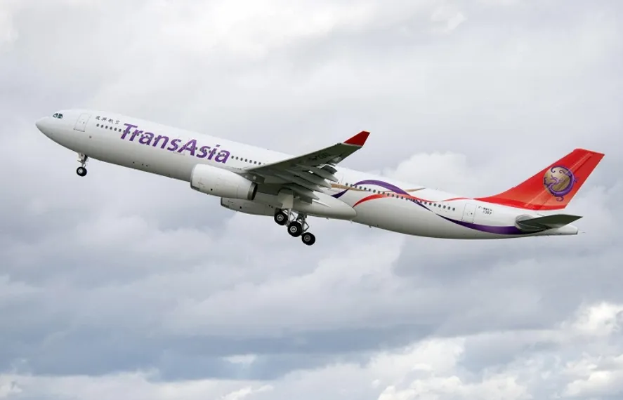 Капитал - На Тайване разбился пасcажирский самолет