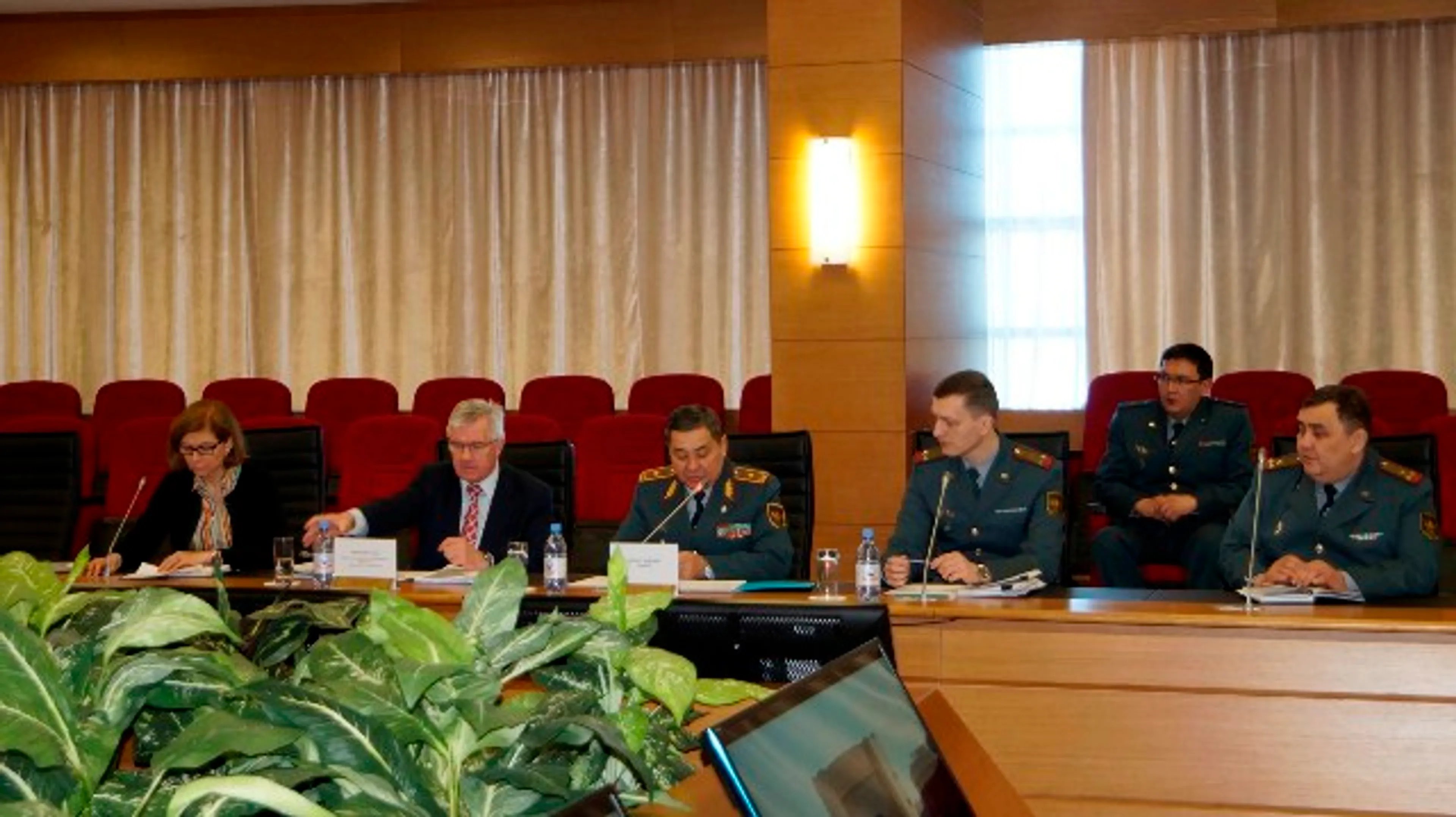 Капитал - Казахстанские военные посетят штаб-квартиру НАТО