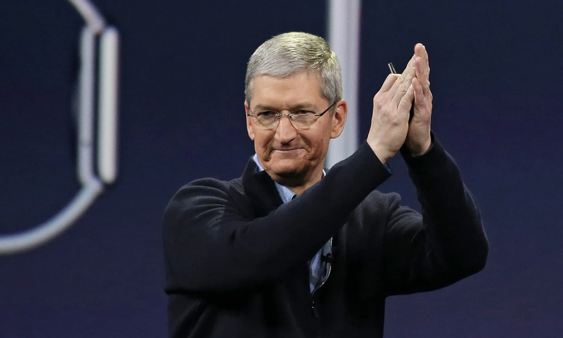 Капитал - Apple повысила выплаты топ-менеджерам