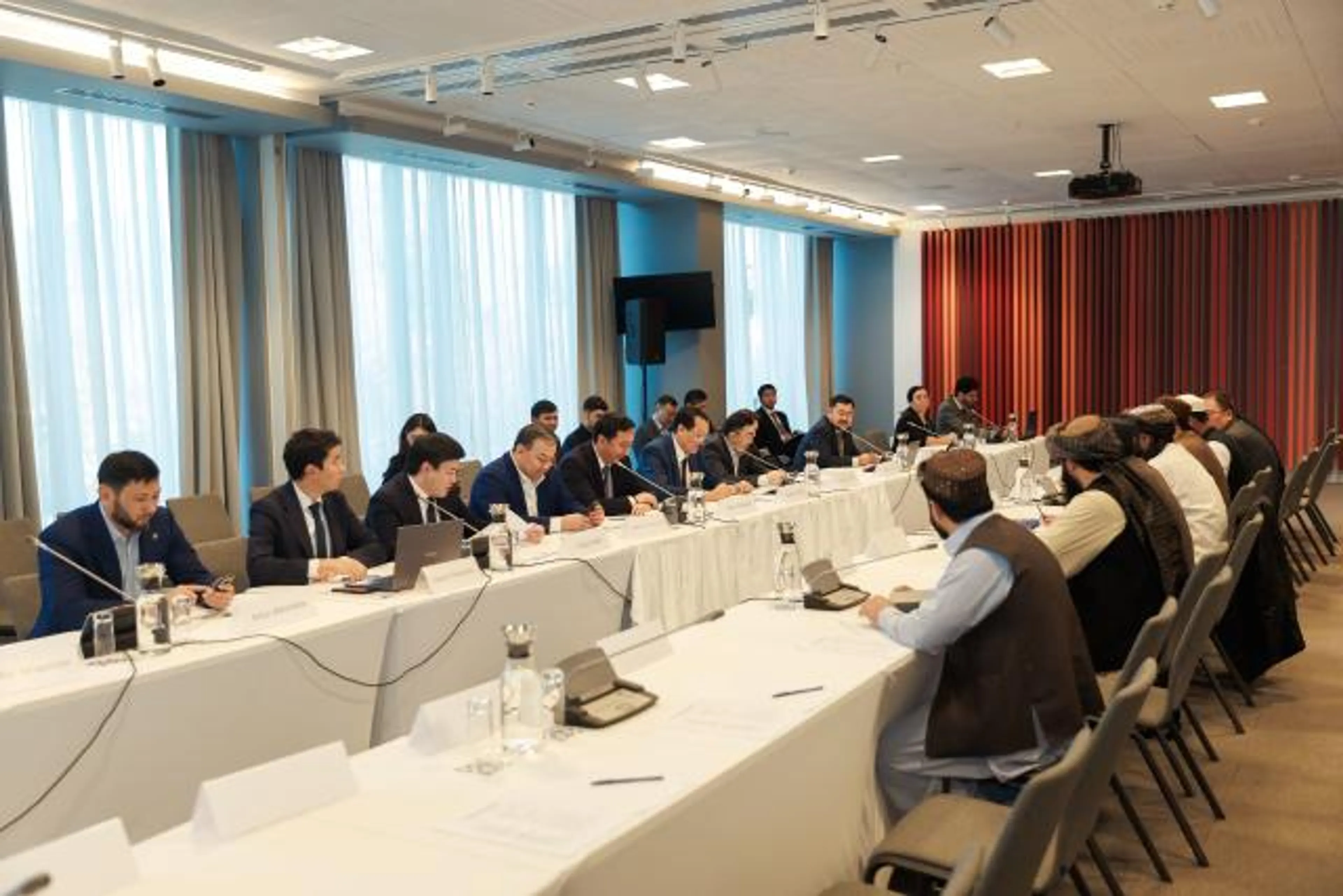 Капитал - Казахстан и Афганистан прорабатывают маршрут поставок из Китая