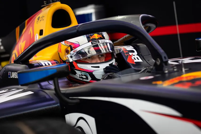 Капитал - Владимир Ким приобрел 25% акций Hitech Global Holdings