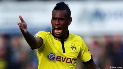 «Анжи» опроверг интерес к Сантане