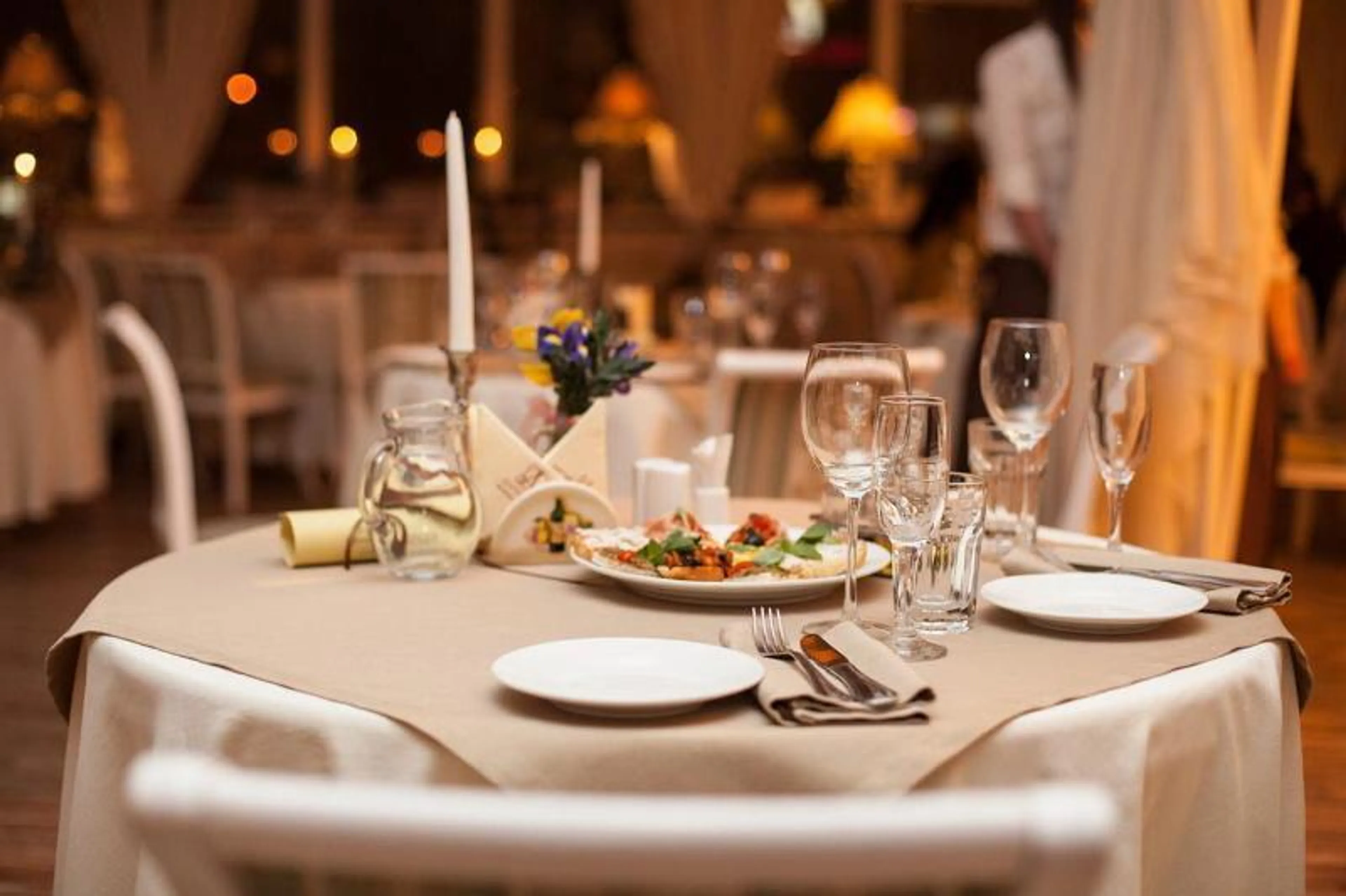 Капитал - Банкетные залы и караоке могут заработать по проекту Ashyq в мае в Алматы