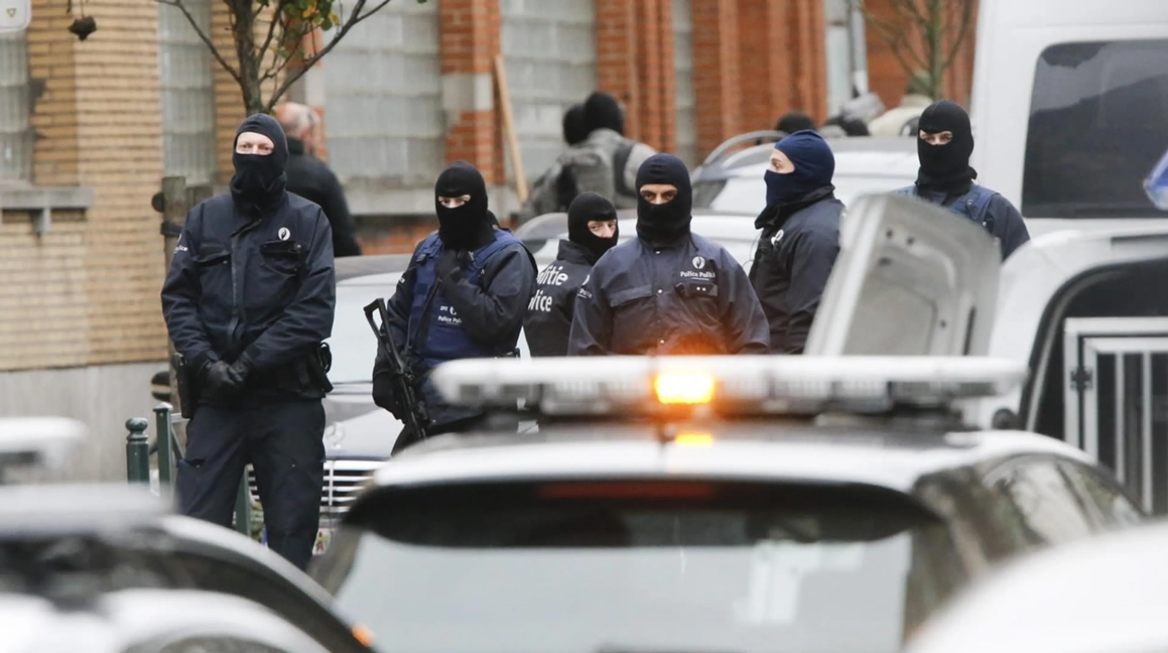 Капитал - Европейские индексы рухнули после взрывов в Брюсселе