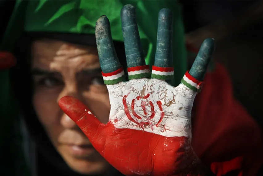 Капитал - США продлили санкции против Ирана