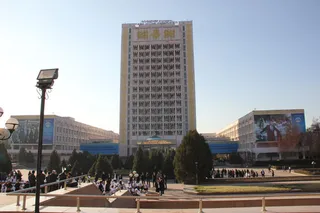 Капитал - Фигурантке скандала в КазНУ угрожают неизвестные