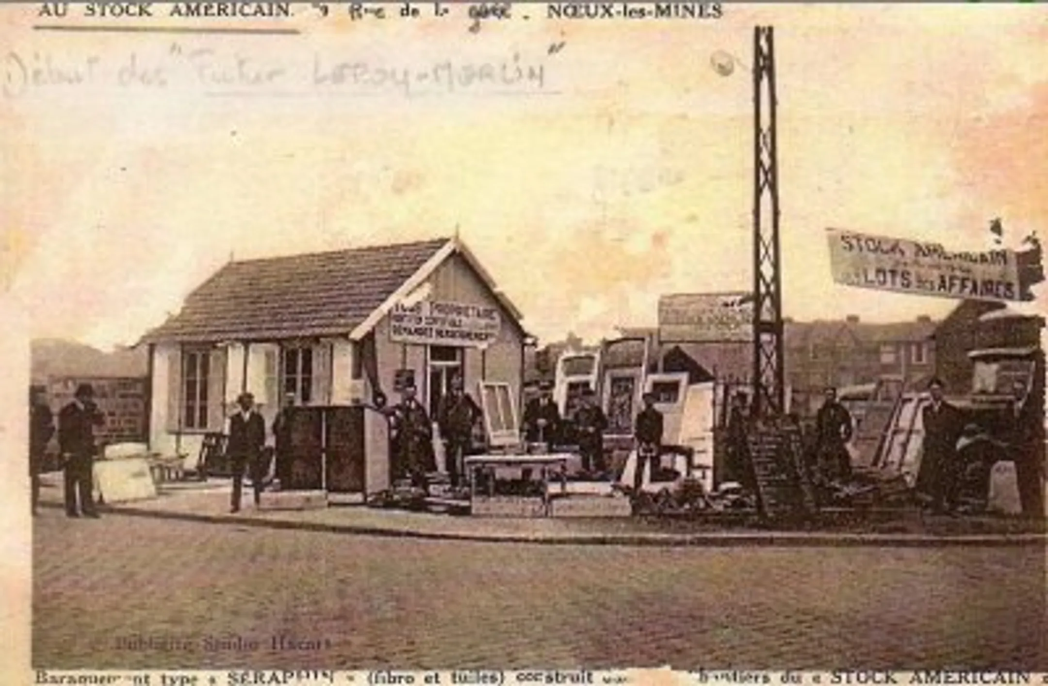 Магазин строительных материалов, принадлежащий супругам Леруа-Мерлен