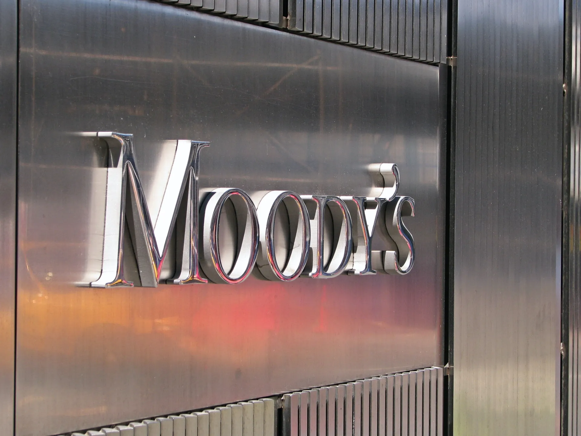 Капитал - Moody's еще раз понизило рейтинг России