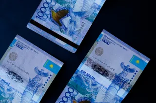 Капитал - Средневзвешенный курс составил 476,77 тенге за доллар