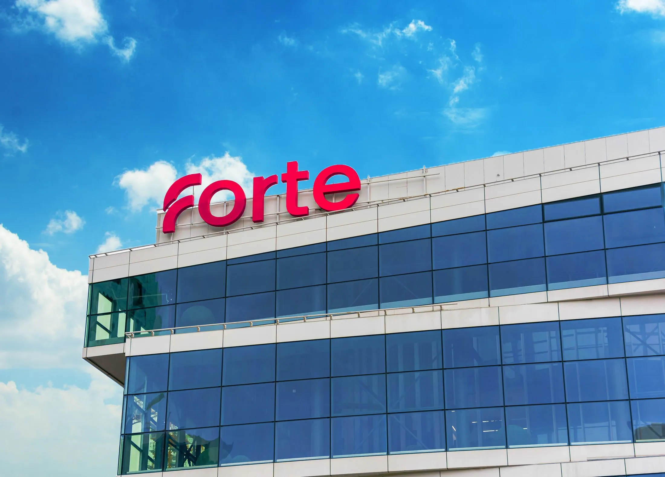 ForteBank станет новым владельцем Home Credit Bank 