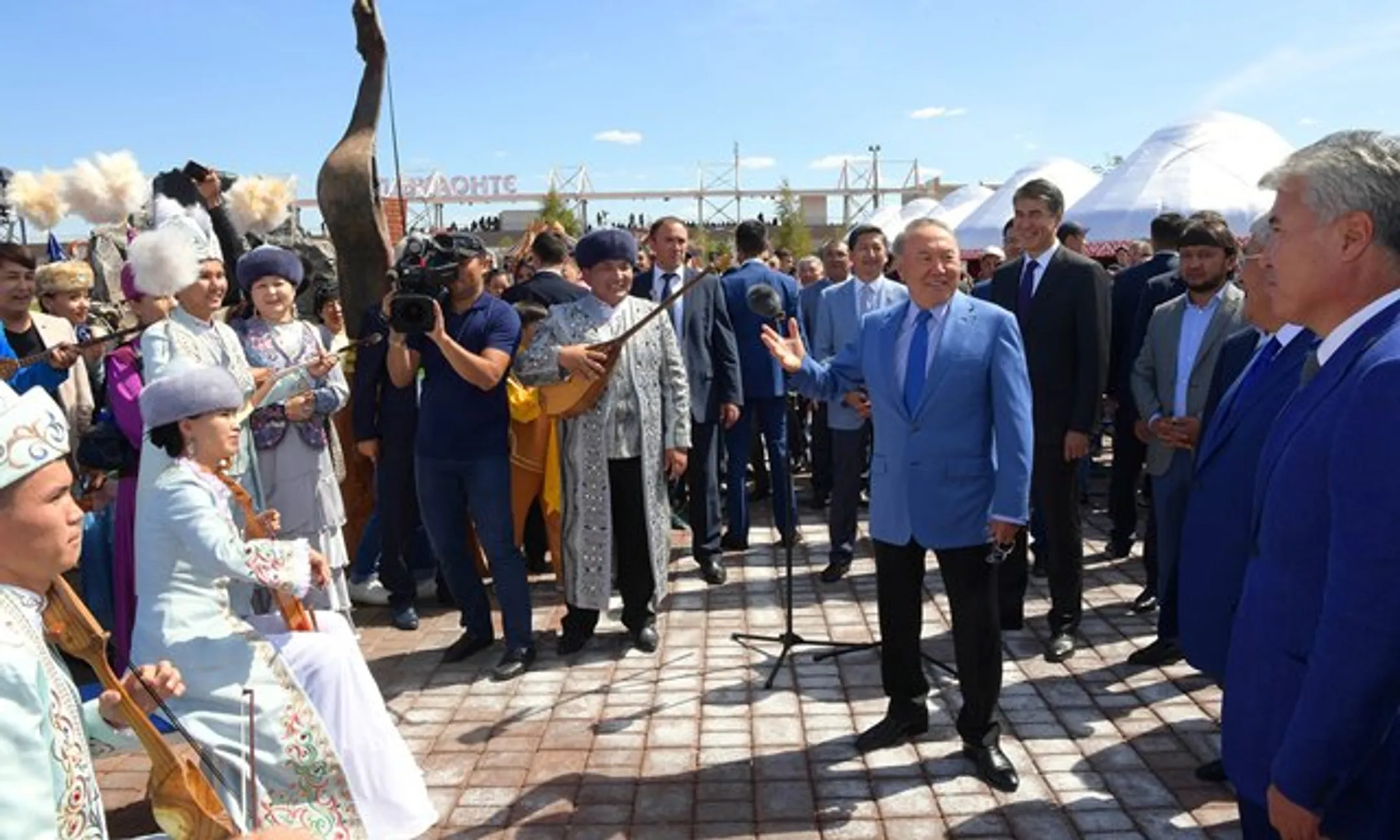 Нурсултан Назарбаев посетил международный турнир по жамбы ату - Image Kapital.kz