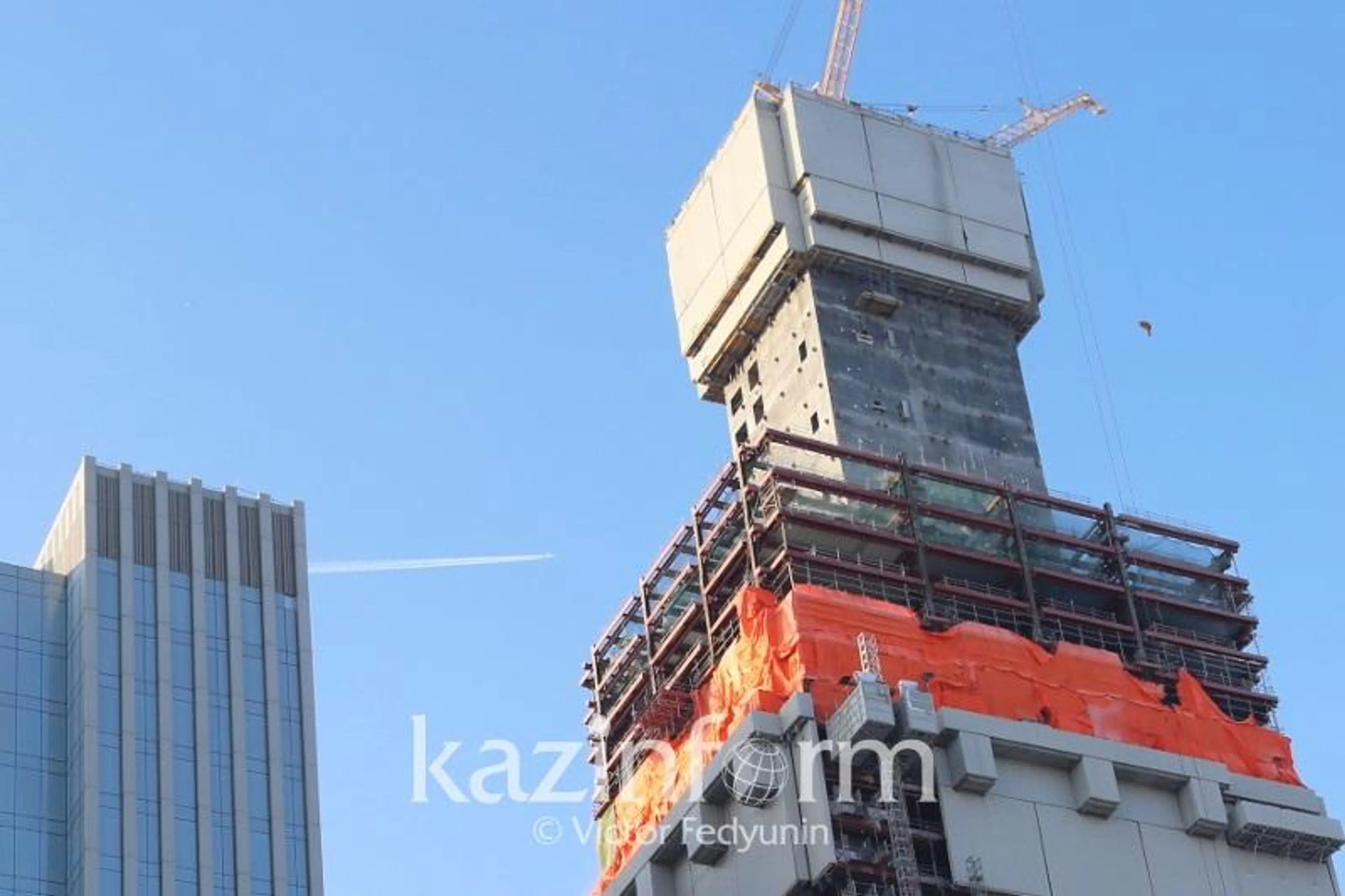 Капитал - В Астане горела «Абу-Даби Плаза»