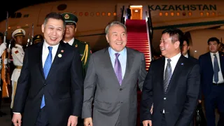 Капитал - Президент прибыл с государственным визитом в Китай