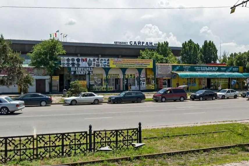 Капитал - Акимат Алматы предложил за здание перед Сайраном 23,5 млн тенге