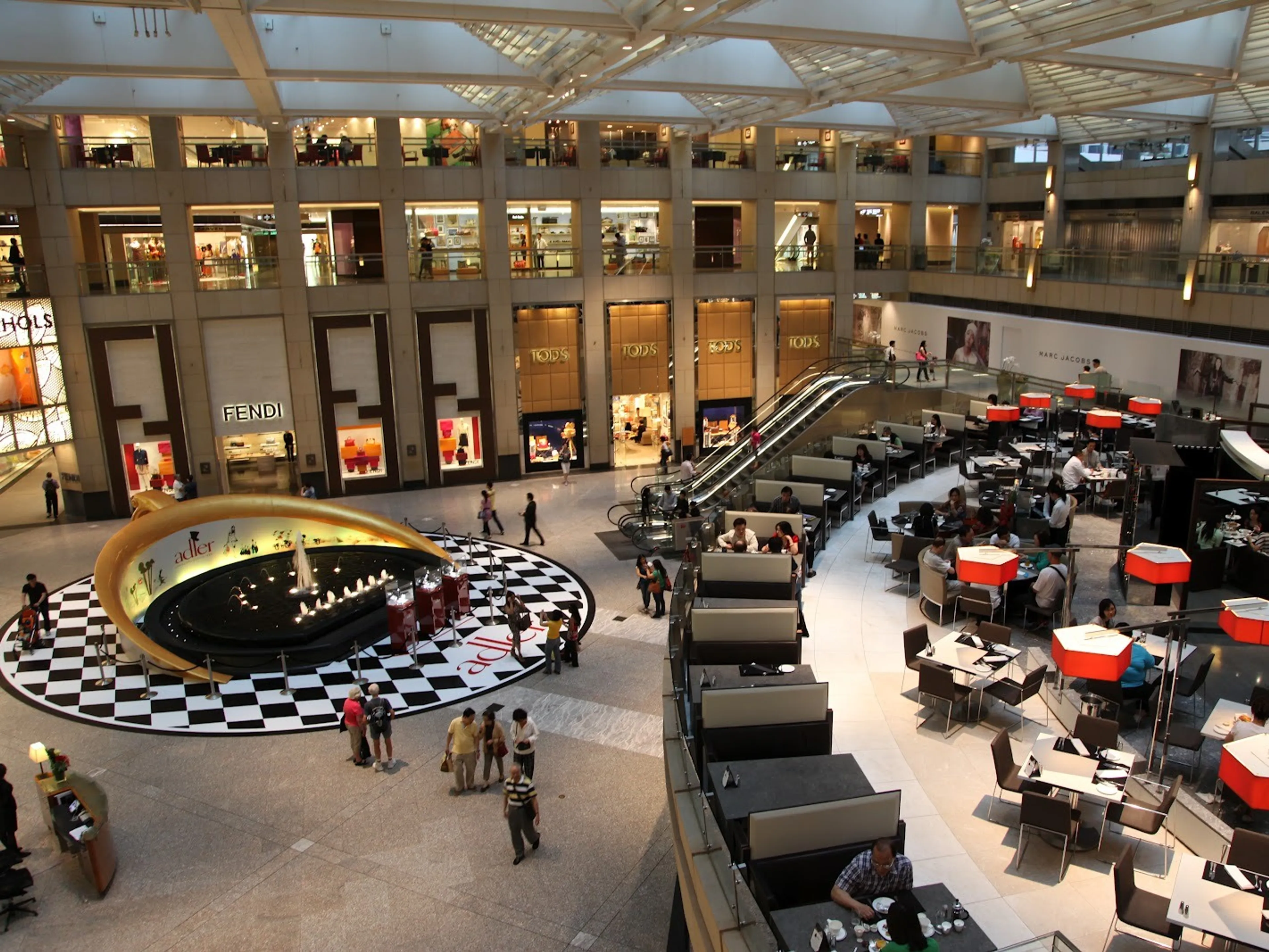 Капитал - Самая дорогая торговая площадь в Гонконге