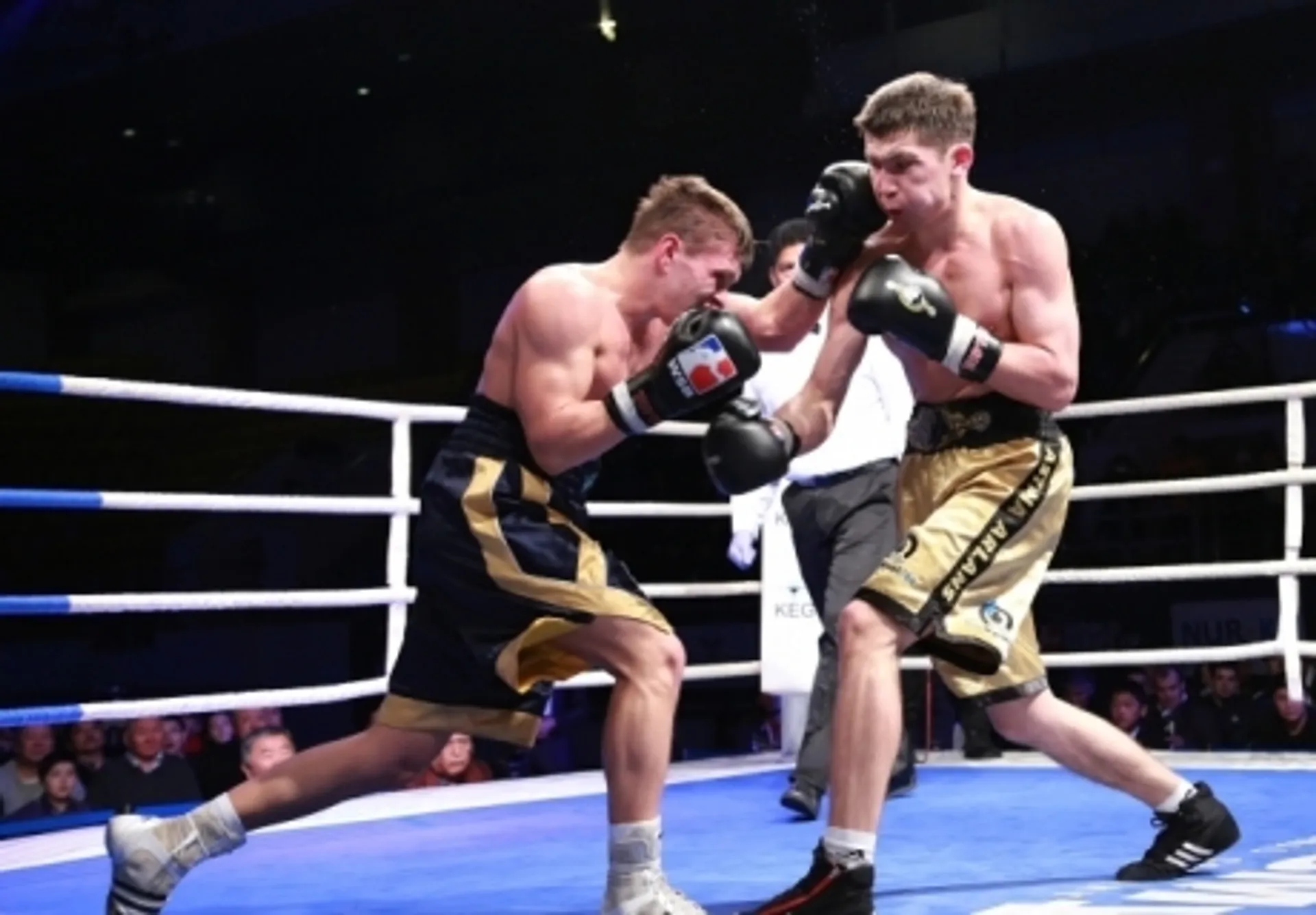 Капитал - Составы команд Astana Arlans и Argentina Condors в Алматы