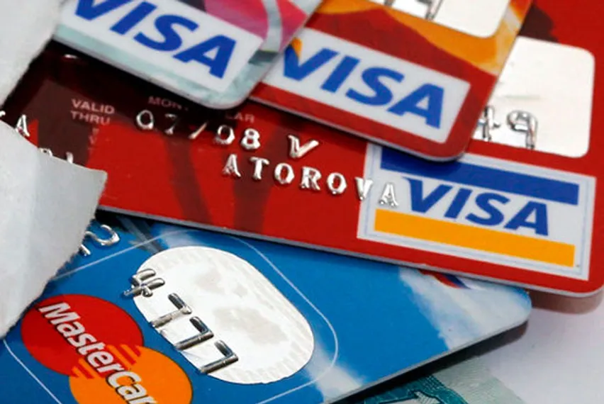 Капитал - РФ смягчит требования для Visa и MasterCard