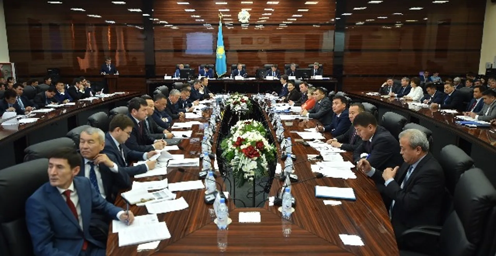 Капитал - В ЮКО обсудили реализацию концепции «зеленой экономики»