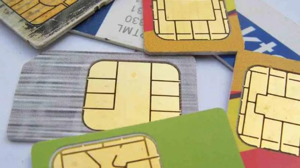 Капитал - АЗК работает над отменой мобильного рабства