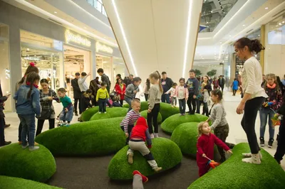 Более 500 тысяч человек побывало в ТРЦ MEGA в минувшие выходные