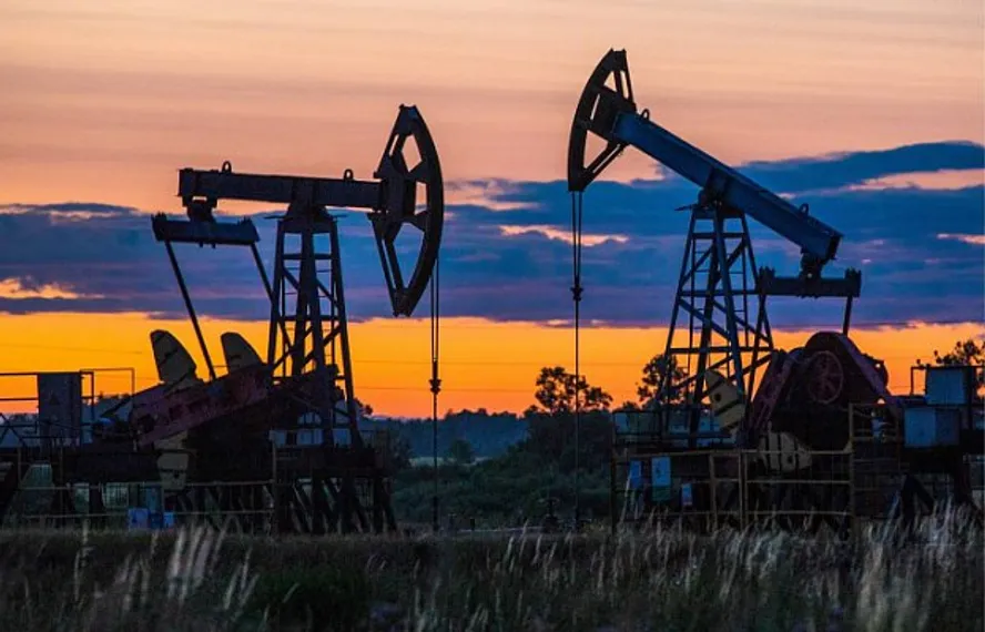 Капитал - Пошлину на экспорт российской нефти понизят с 1 июля на 9%