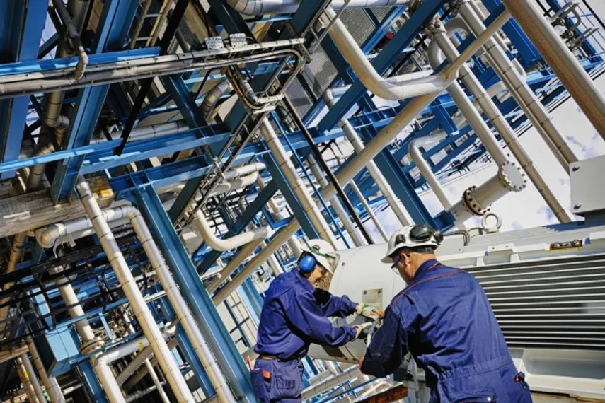 Капитал - На Павлодарском заводе получена первая партия АИ-92 класса К4