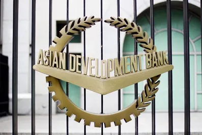 Укрепляющийся доллар представляет угрозу для азиатских компаний