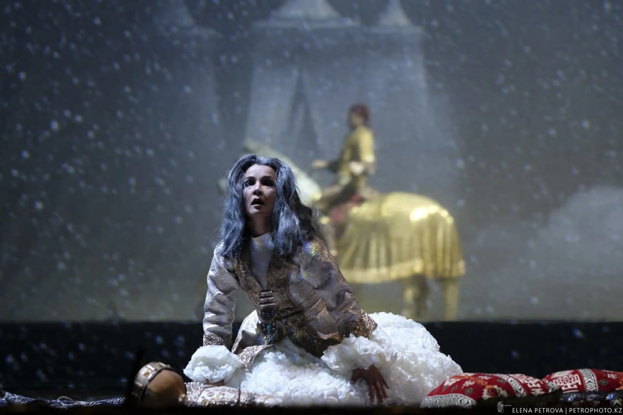 Казахский национальный академический театр оперы и балеты имени Абая