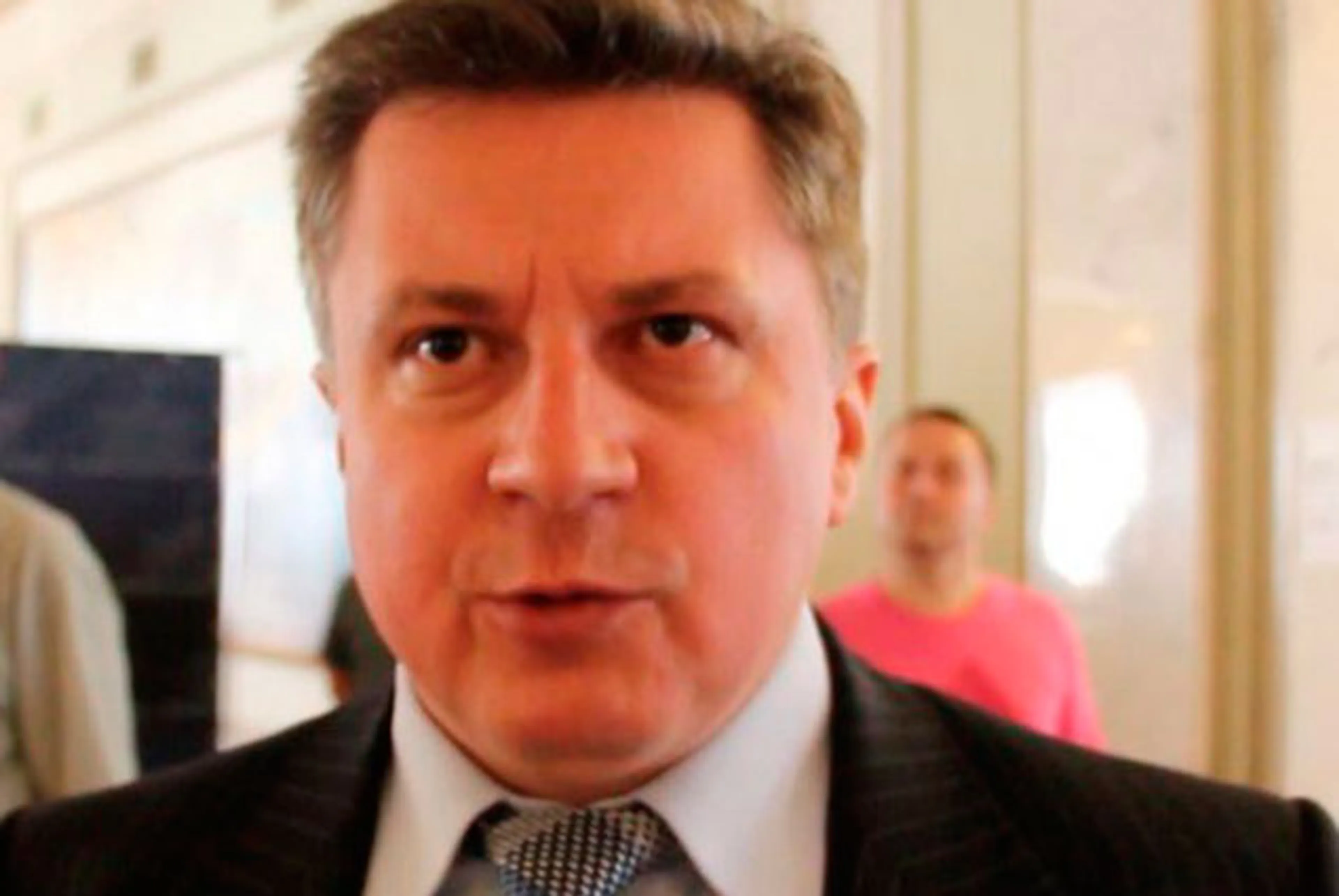 Капитал - Сына Азарова подозревают в отмывании денег