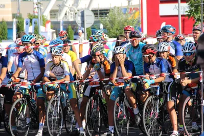 В Алматы прошла профессиональная велогонка для любителей