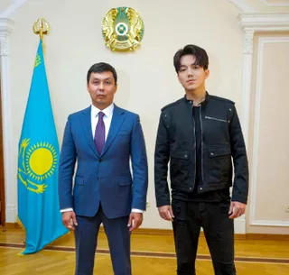 Капитал - Димаш Құдайберген поддерживает проекты по снижению уровня коррупции