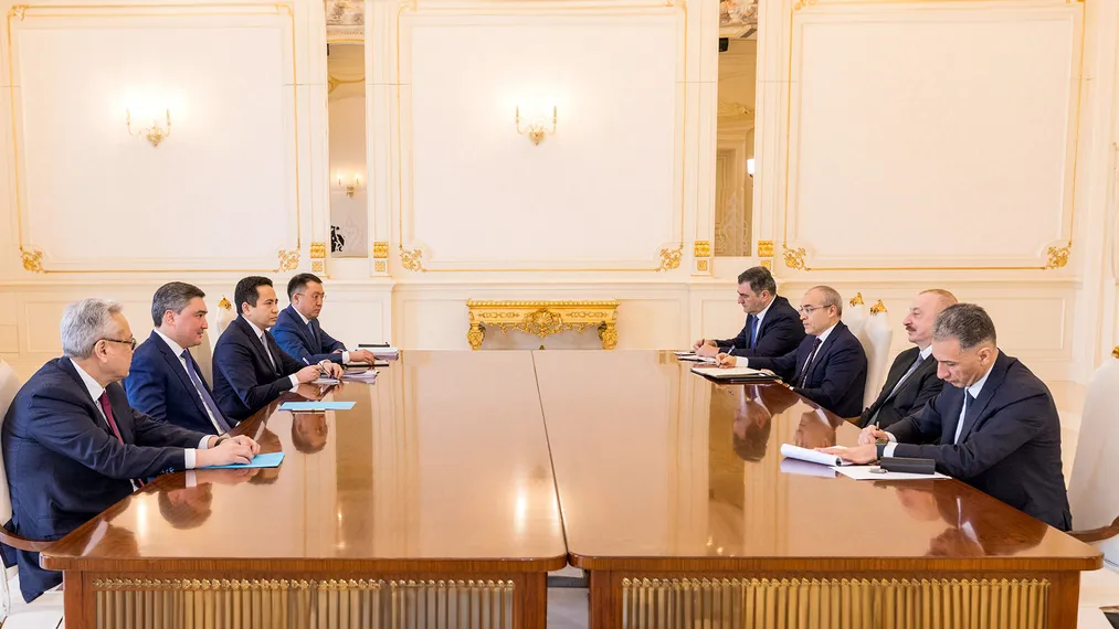 Капитал - Казахстан и Азербайджан подписали документ о подводной волоконно-оптической линии связи