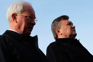 Капитал - Канада заморозила счета Януковича и Азарова