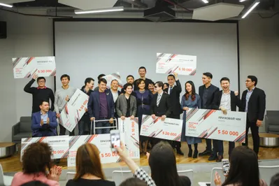 Кенес Ракишев и Вячеслав Ким вручили $260 тысяч молодым бизнесменам