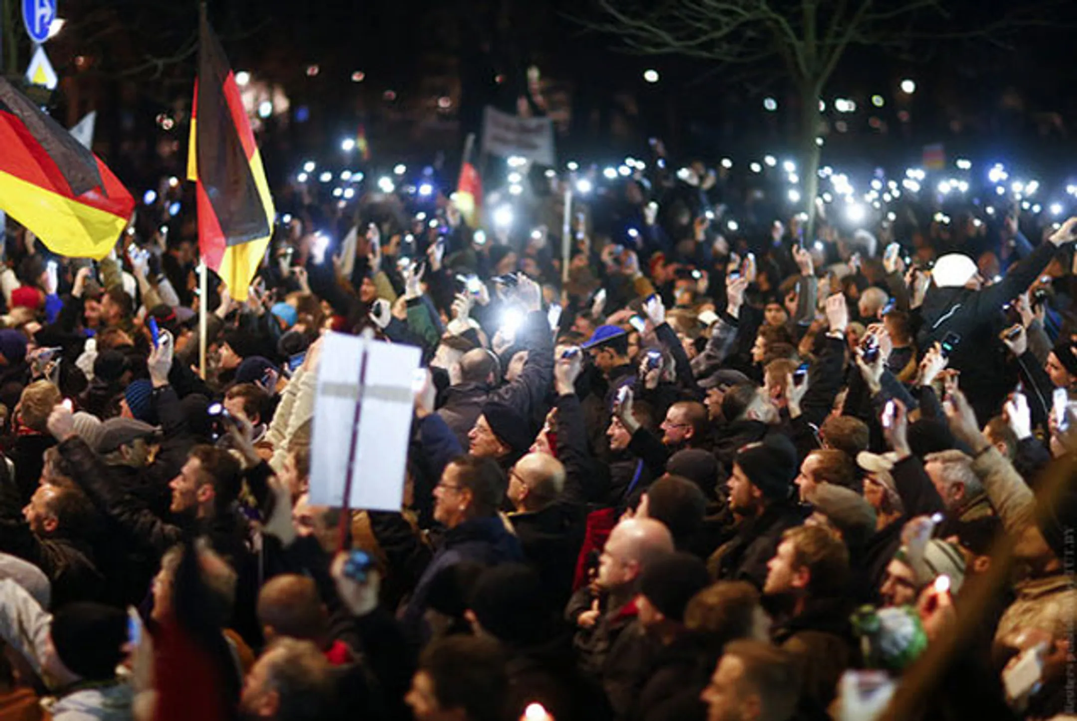 В Дрездене 9 тысяч человек вышли на митинг против исламизации - Image Kapital.kz