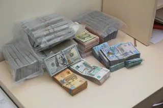 Капитал - Дневные торги: 376,7 тенге за доллар