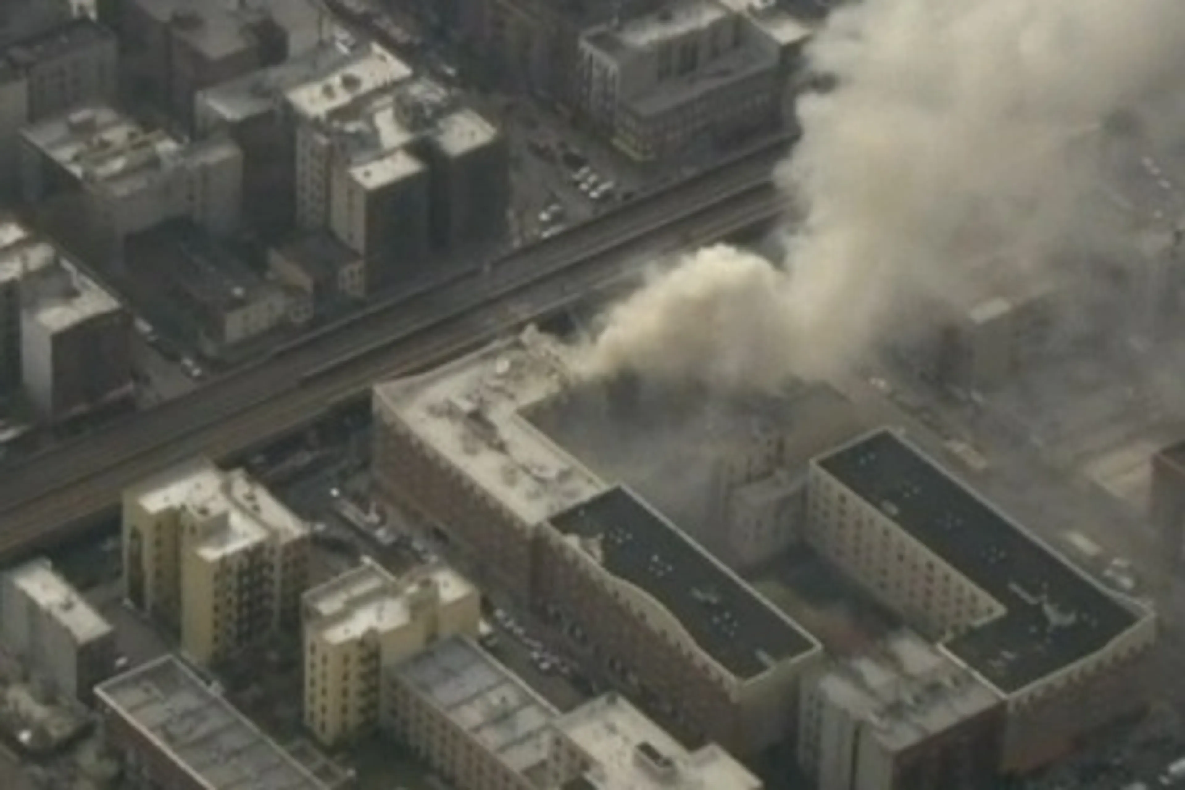 Капитал - При взрыве дома на Манхэттене погибли два человека