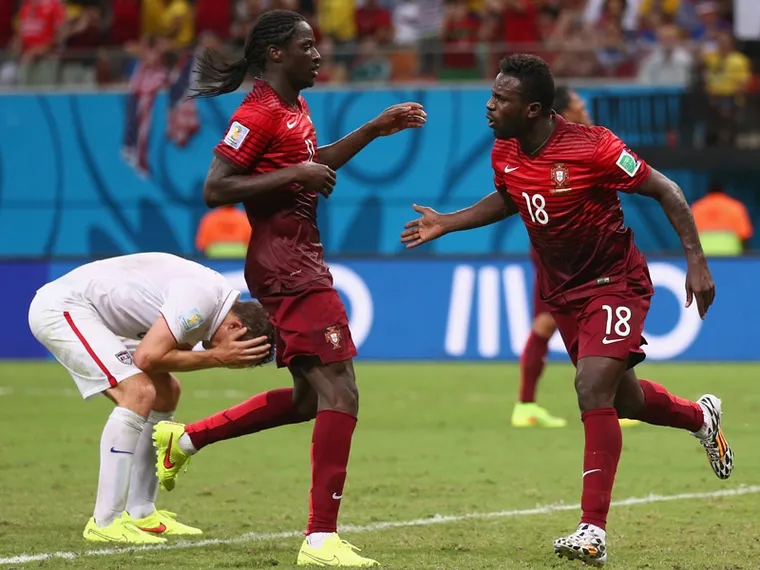 Капитал - Португальцы спаслись на последних секундах