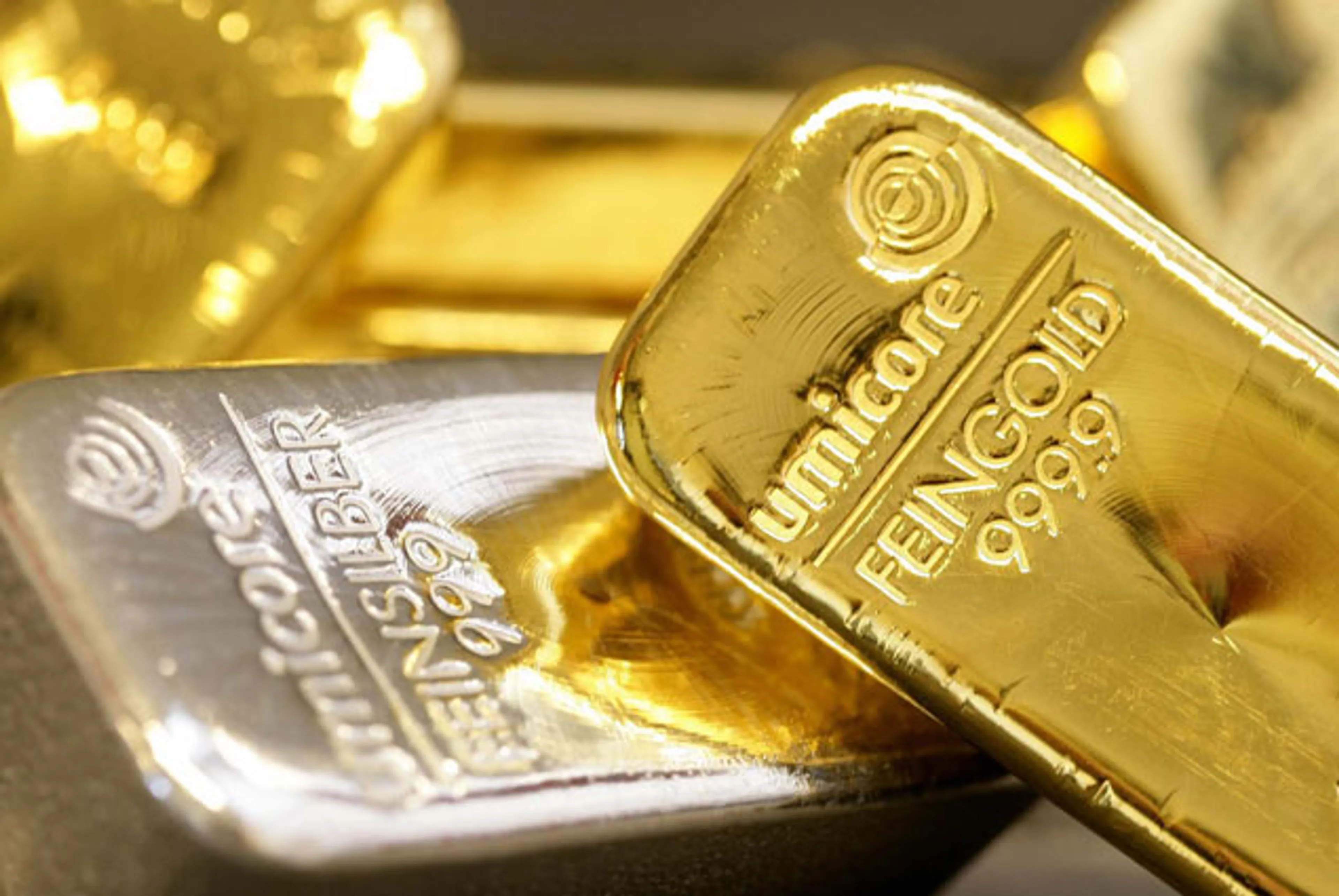 Капитал - Цены на золото и серебро повысились
