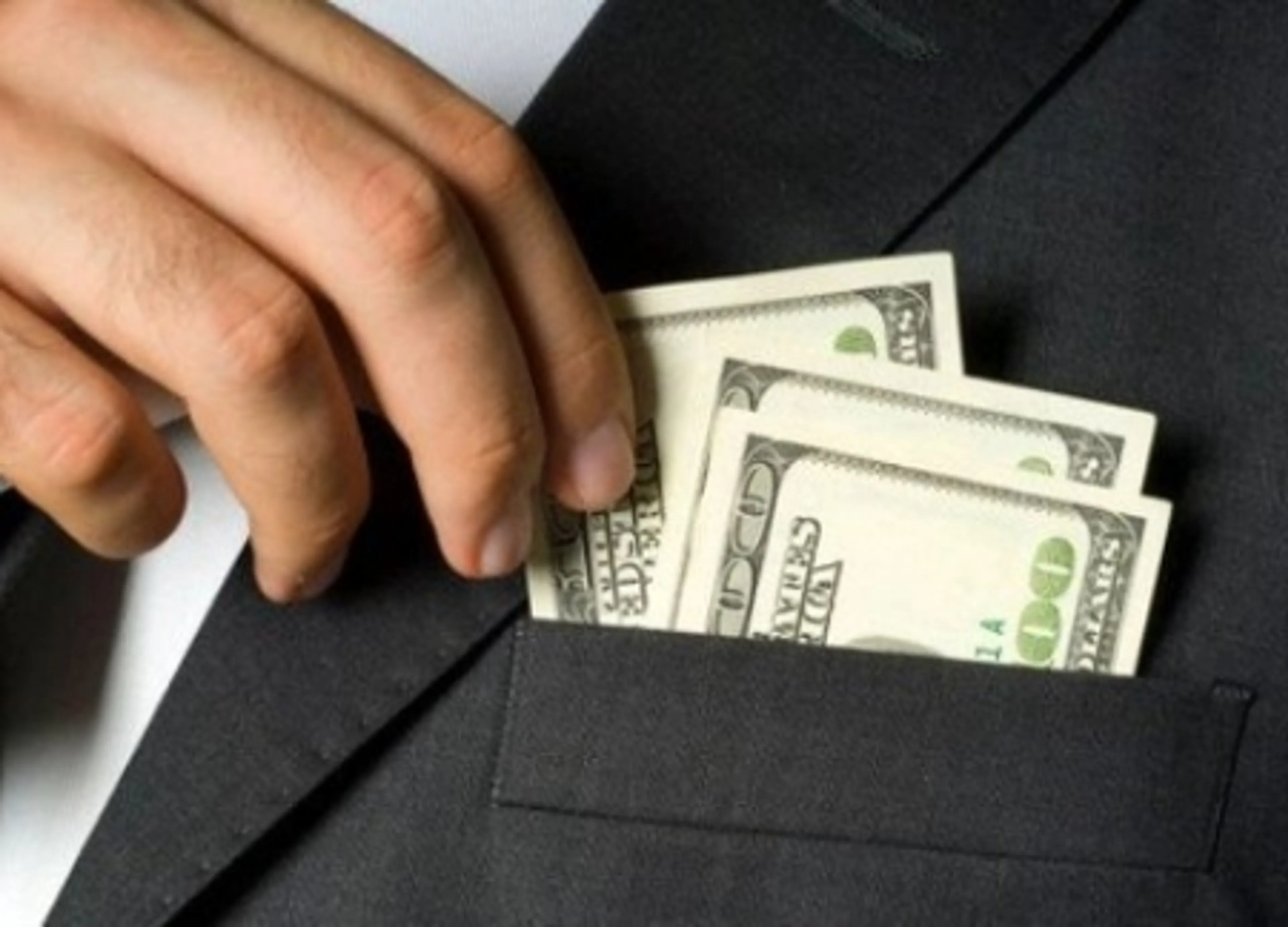 Капитал - В ритейле пересмотрят заработные платы