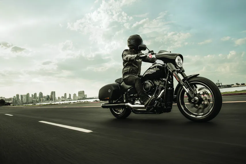 Капитал - Harley-Davidson Sport Glide 2018 — два в одном