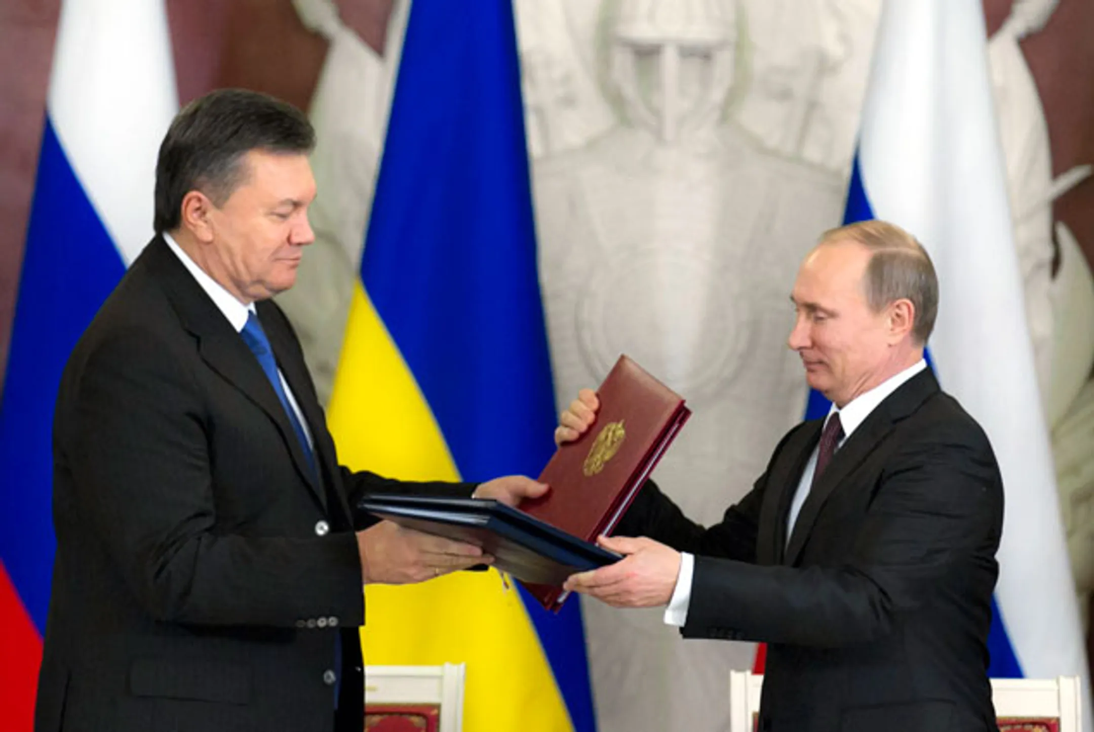 Россия покупает украинские облигации на $15 млрд - Image Kapital.kz