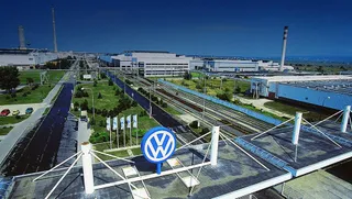 Капитал - Volkswagen будет выпускать аккумуляторы для электромобилей