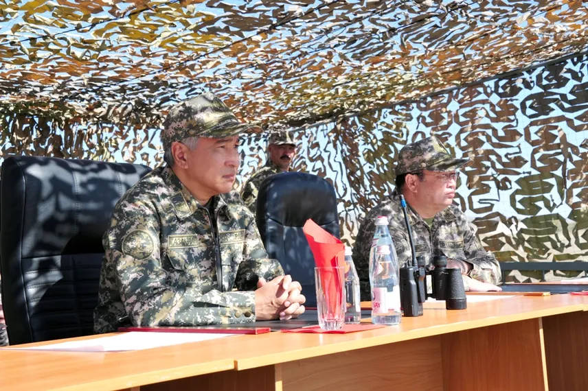Капитал - Министр обороны РК подвел итоги учения Каратау-2015
