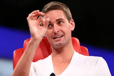 Как 26-летнему бизнесмену удалось разбогатеть на призраках?