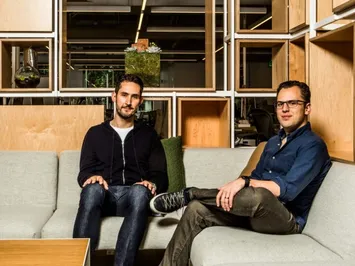 Создатели Instagram уходят в отставку