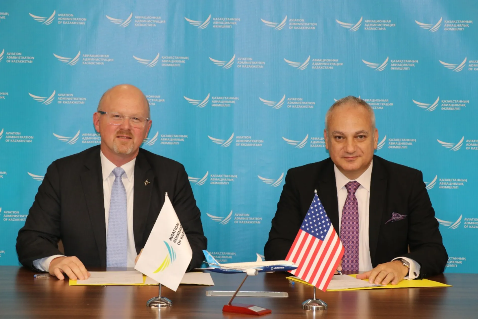 Капитал - ААК и Boeing будут сотрудничать в сфере безопасности полетов