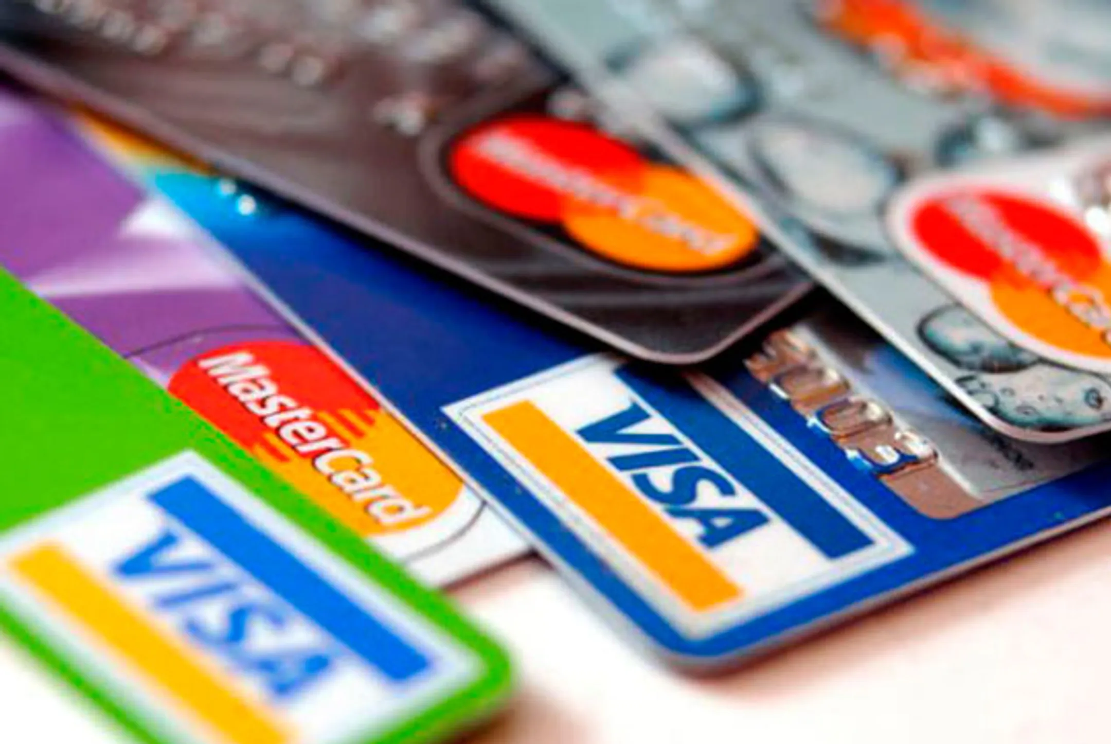 РФ избавила Visa и MasterCard от обеспечительного взноса - Image Kapital.kz